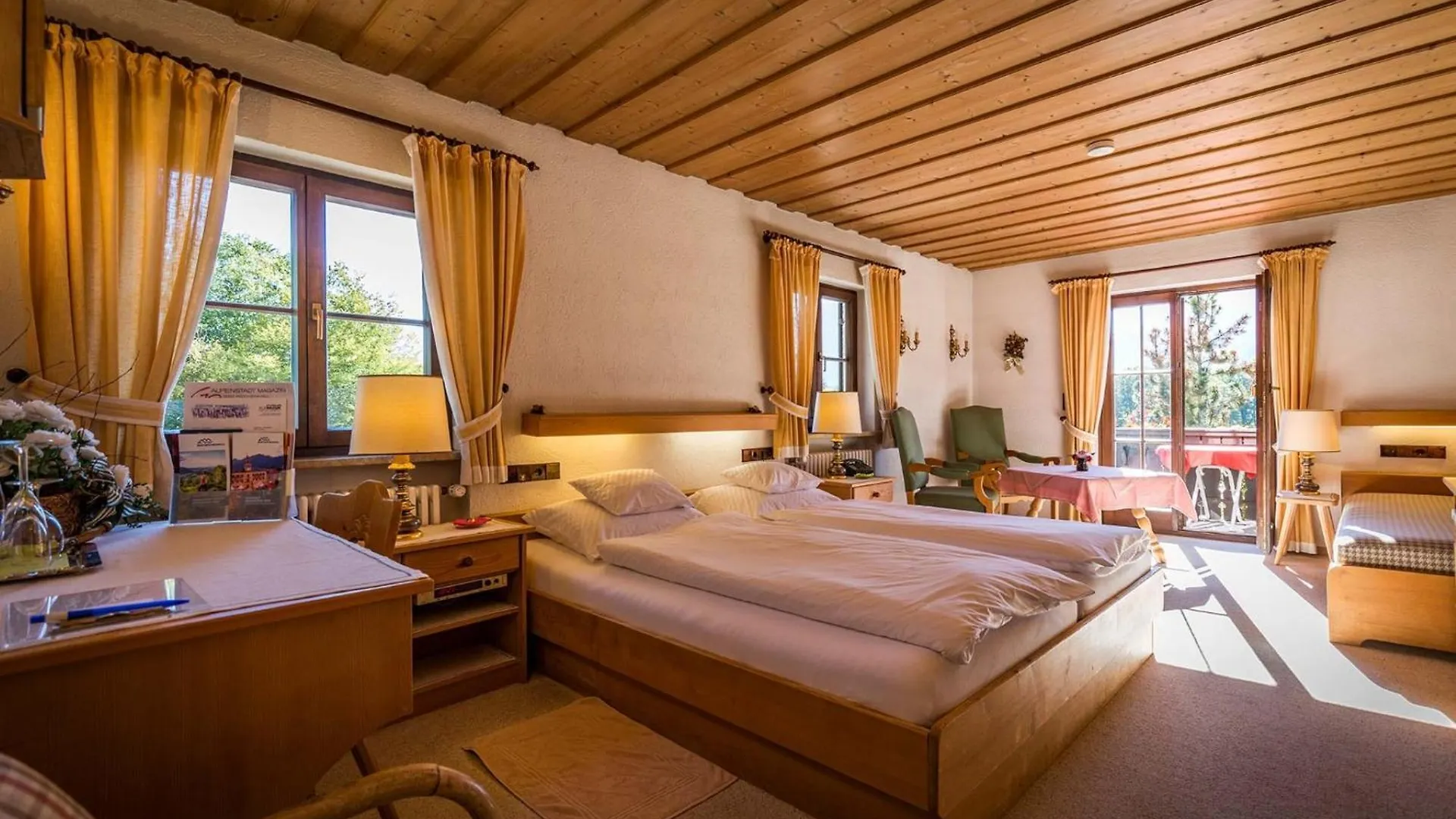 Landhotel Sonnleiten Bad Reichenhall 3*,